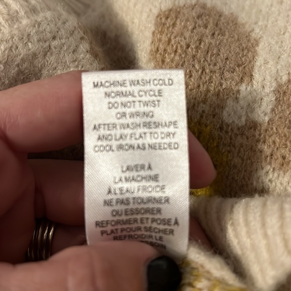 Industry Daisy Cardigan - Picture 8 of 8